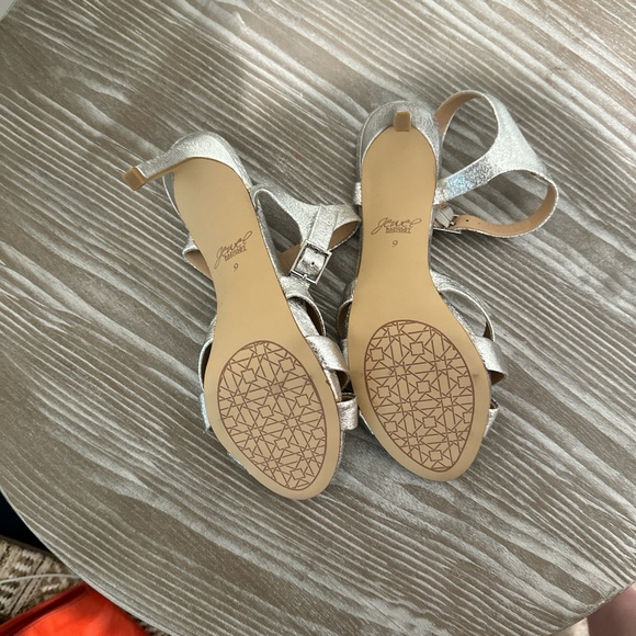 Jewel by Badgley Mischka Rhonda heels in Silver Textile Sz 9 - Picture 6 of 7